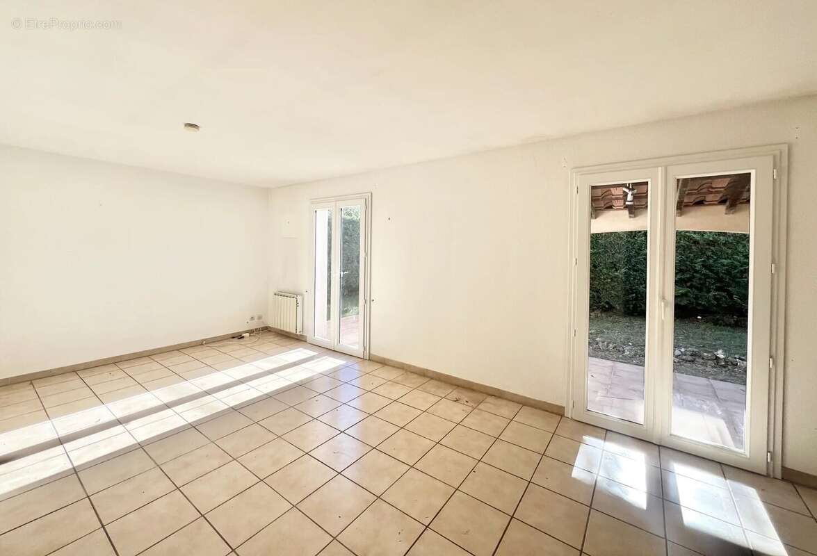 Maison à FORCALQUEIRET