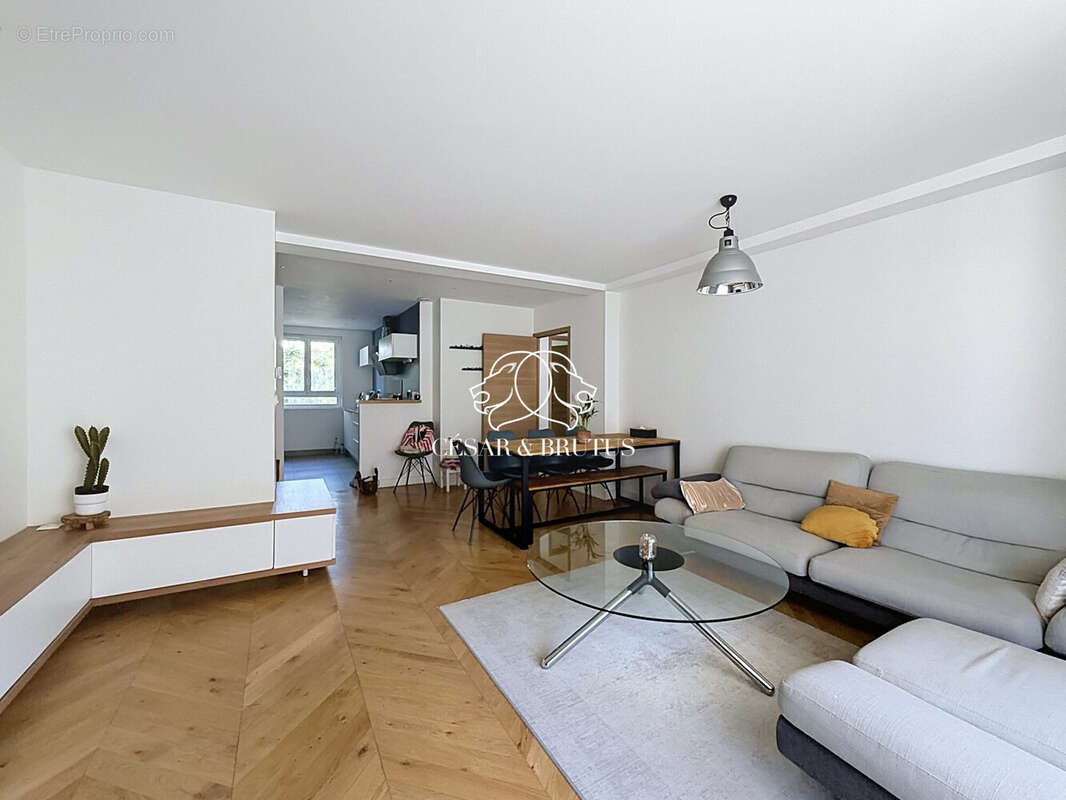 Appartement 79 m² à Lyon-8e  - photo 4
