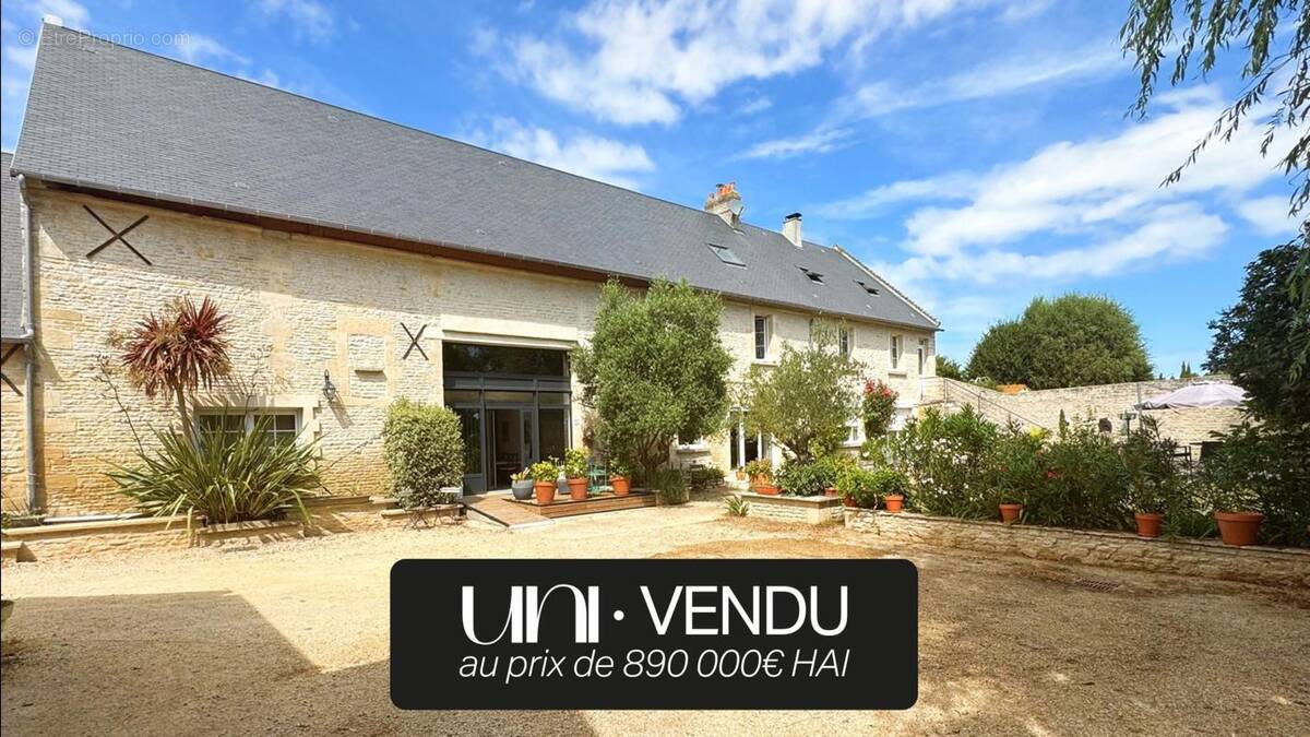Maison à SAINTE-CROIX-SUR-MER