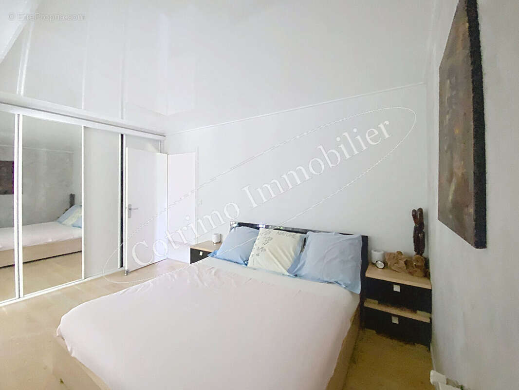 Genas Maison Plain pied 147m² Terrain 788m² - photo 10