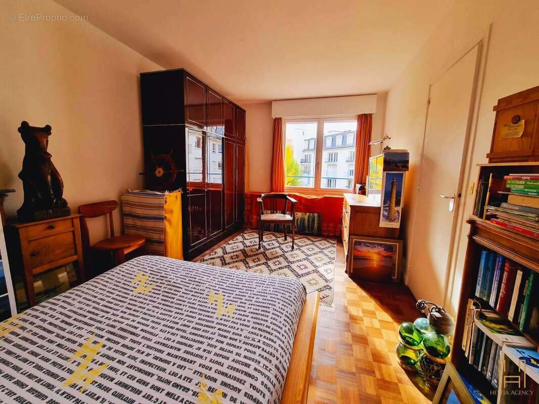 Appartement à VERSAILLES