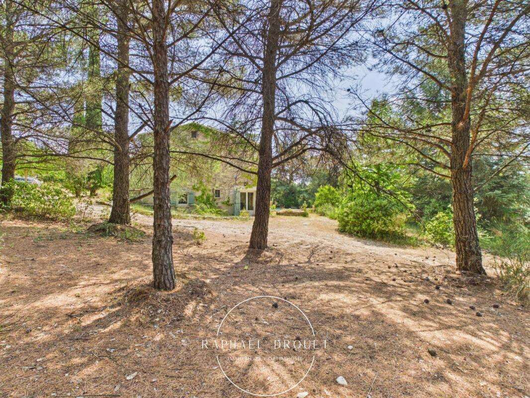 Au cœur de la campagne du luberon – propriete de 208 m2 avec piscine sur 5600 m2 de terrain - photo 29