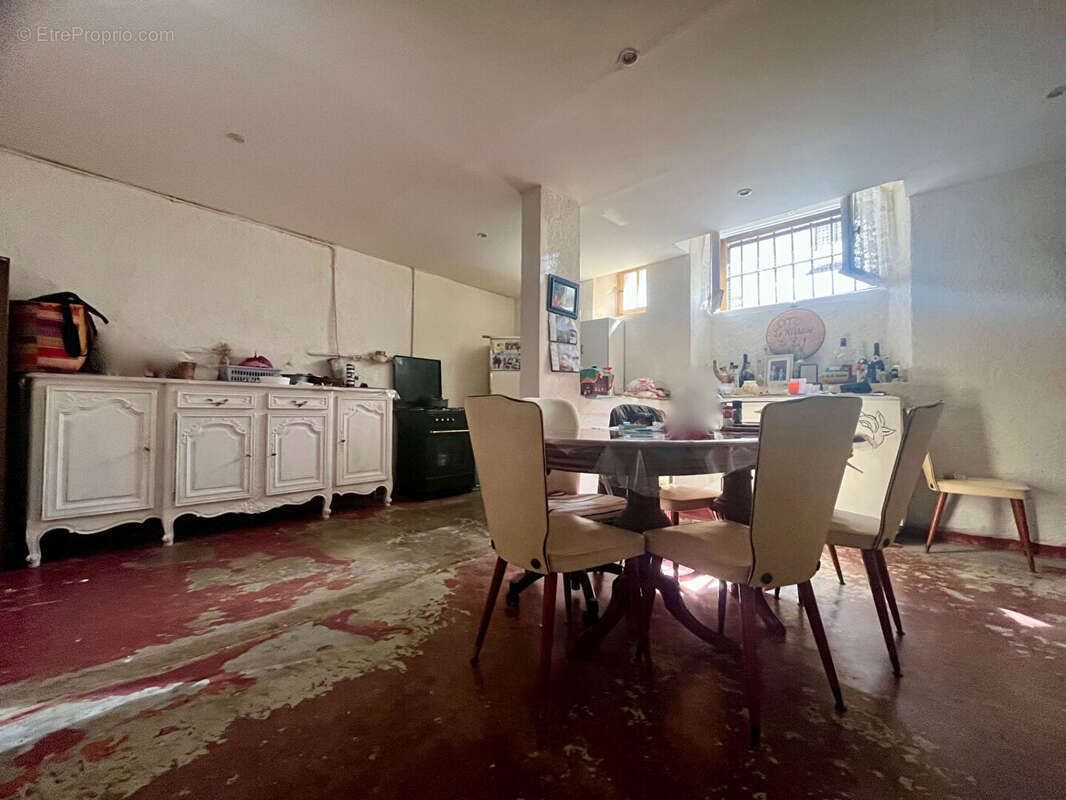 Maison à CASCASTEL-DES-CORBIERES