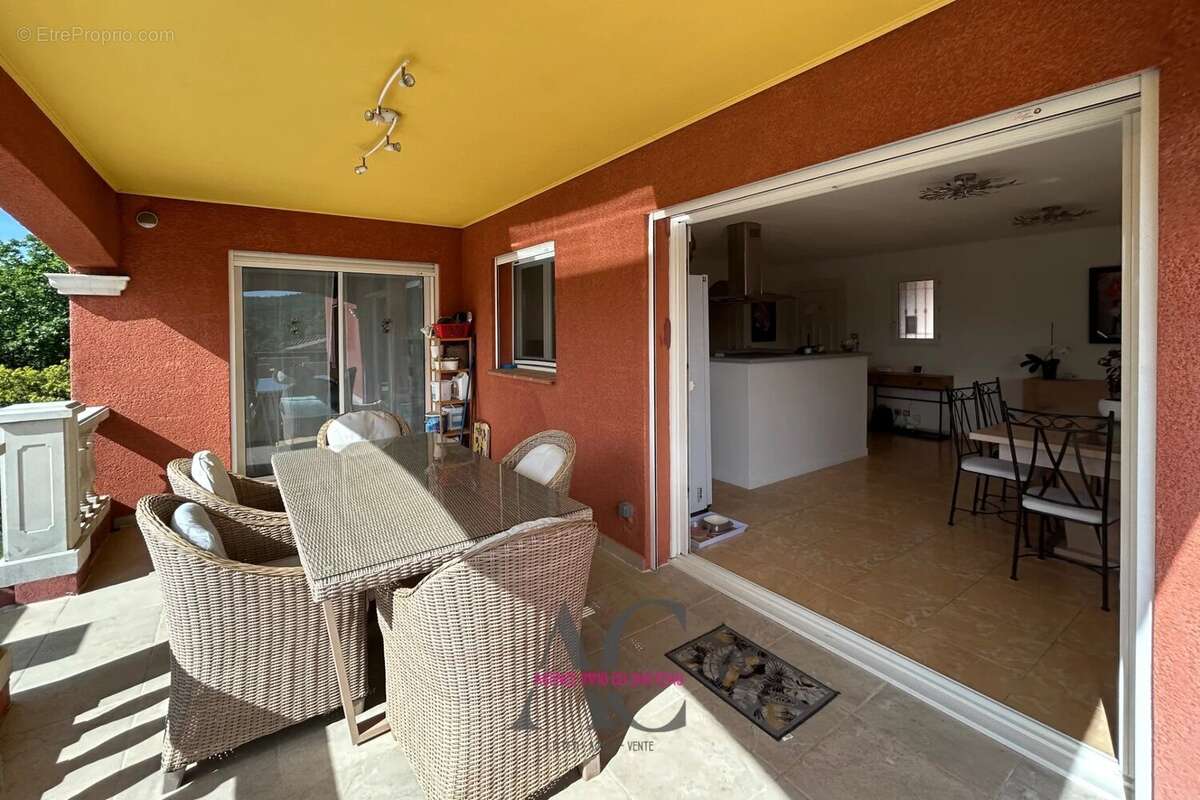 Maison à ROCBARON