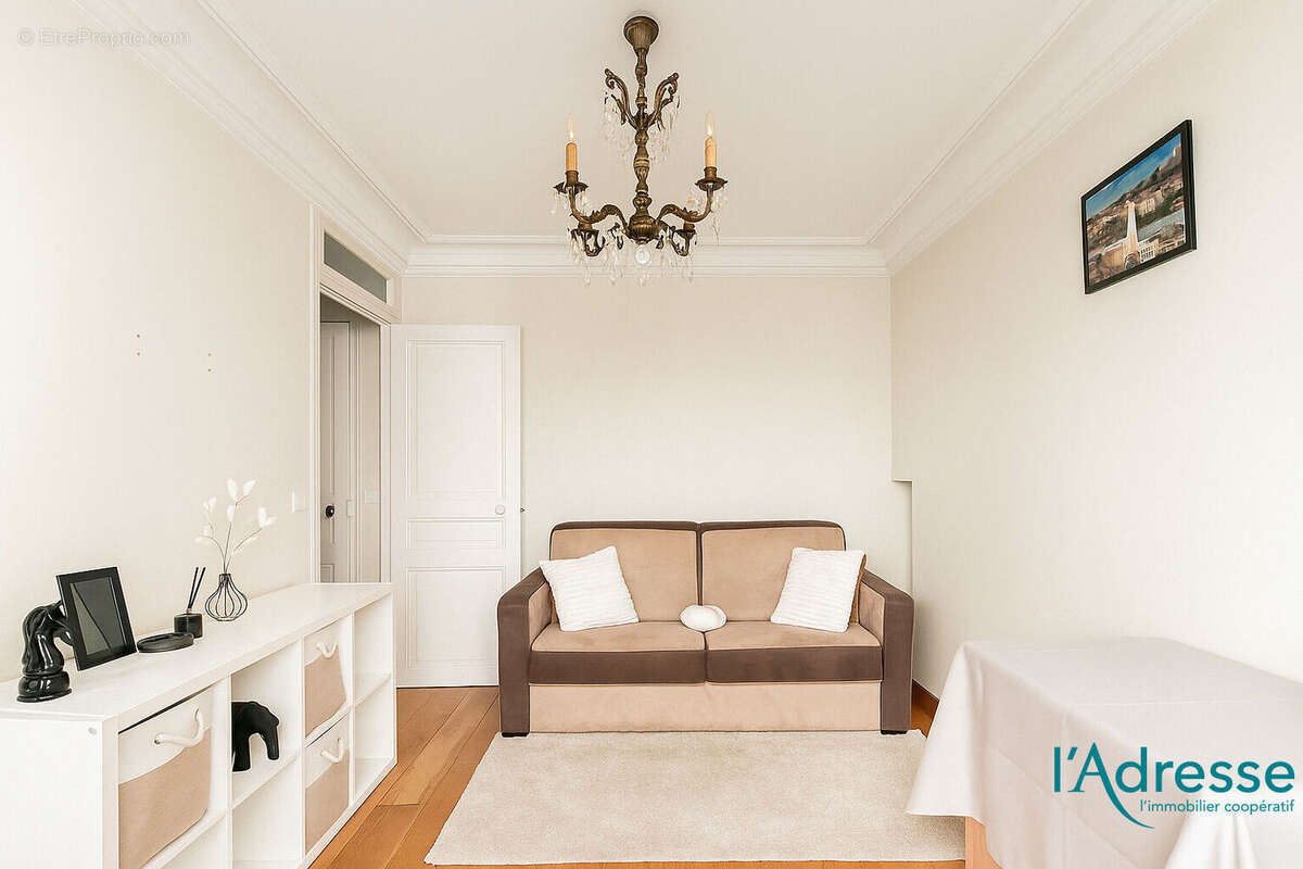 Appartement à PARIS-11E