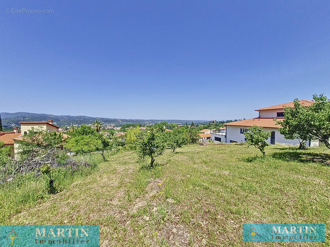 Terrain à CERET