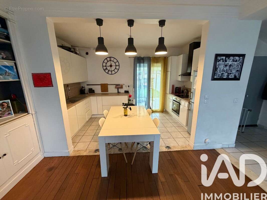 Photo 4 - Maison à VILLENEUVE-LE-ROI