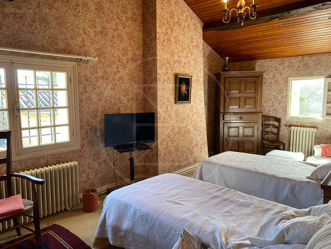 Maison à GENSAC