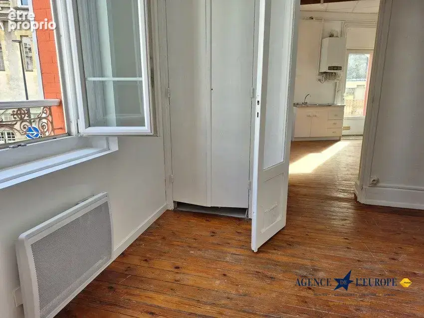 Appartement 34 m² à Vichy  - photo 2