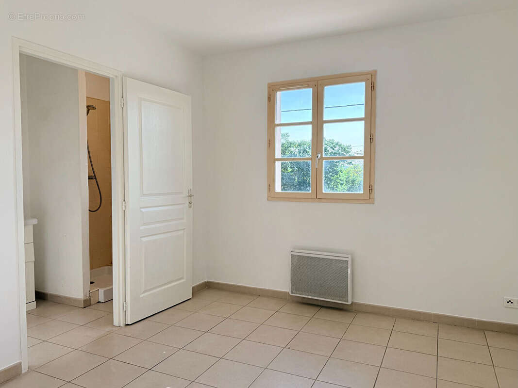 Maison Bouchet - 4 pièces - 93m² avec garage, parking privé et cour - photo 11