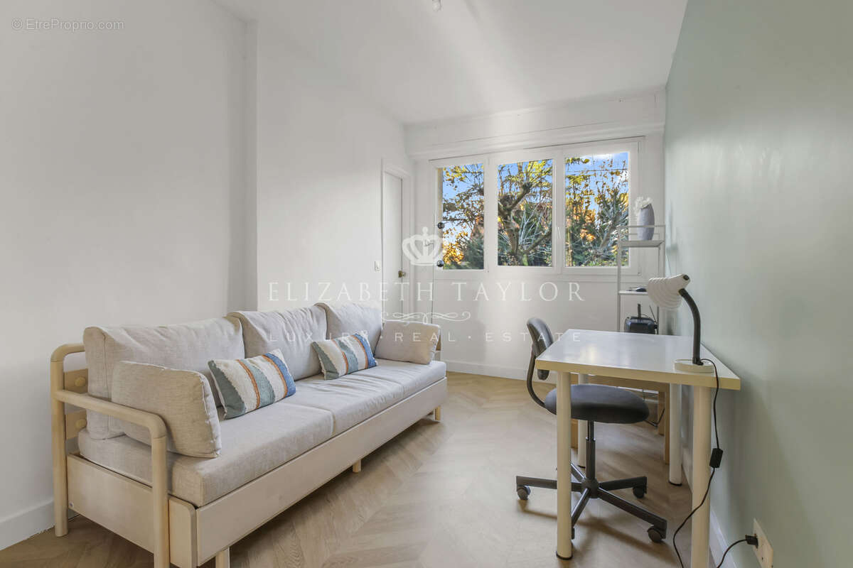 Appartement à LE VESINET