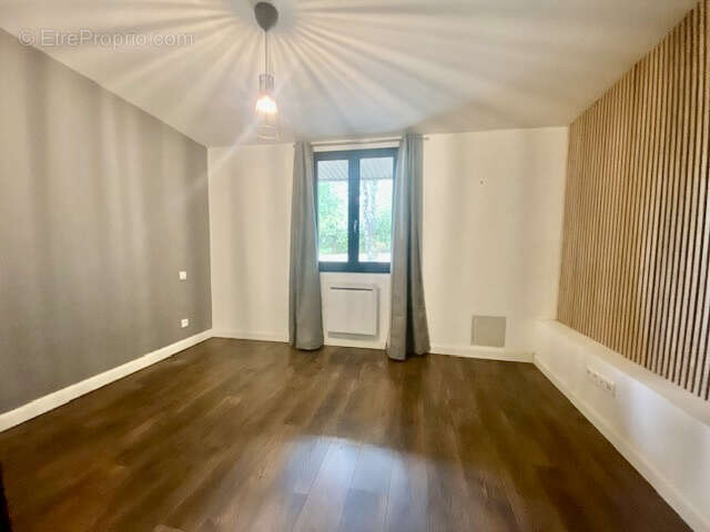 Maison atypique de 100m2 sur terrain de 1200m2 située à Fleurance - photo 8