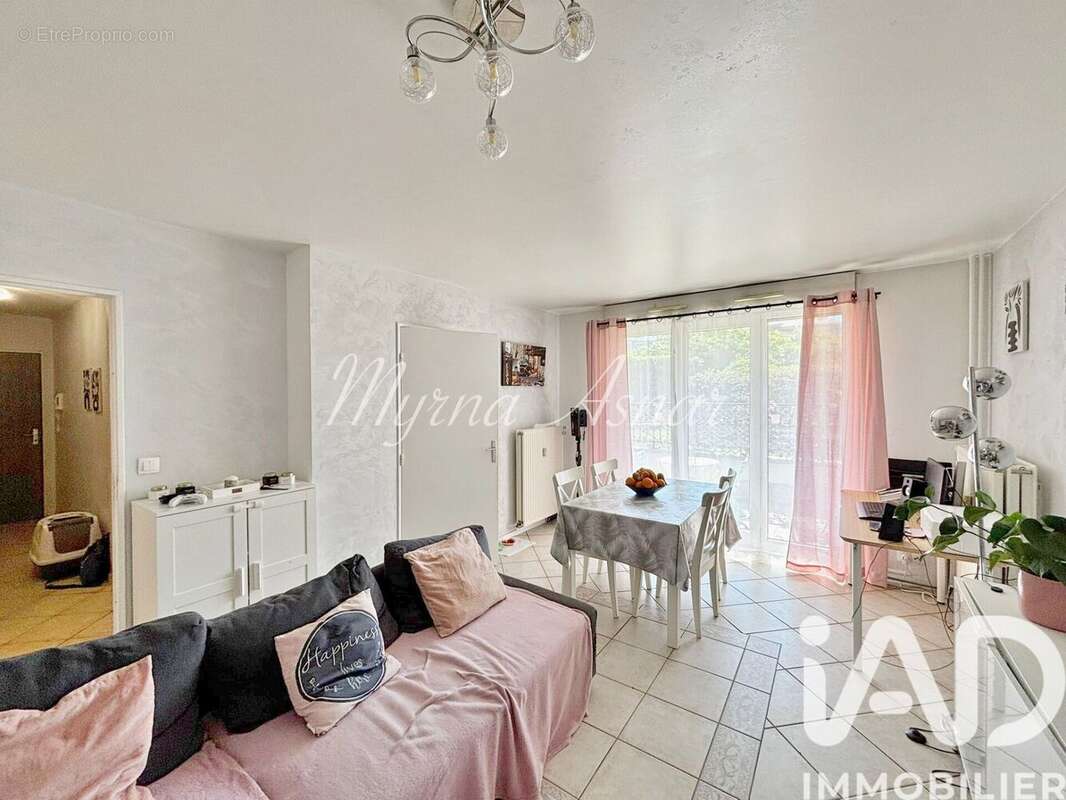 Photo 3 - Appartement à COURCOURONNES