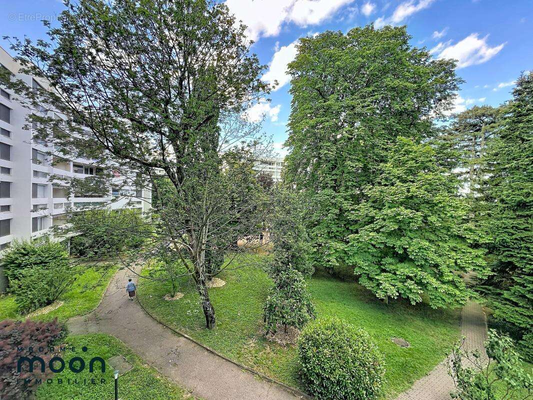 A Vendre - Appartement T3 - Balcon - Cave - Stationnement - photo 12