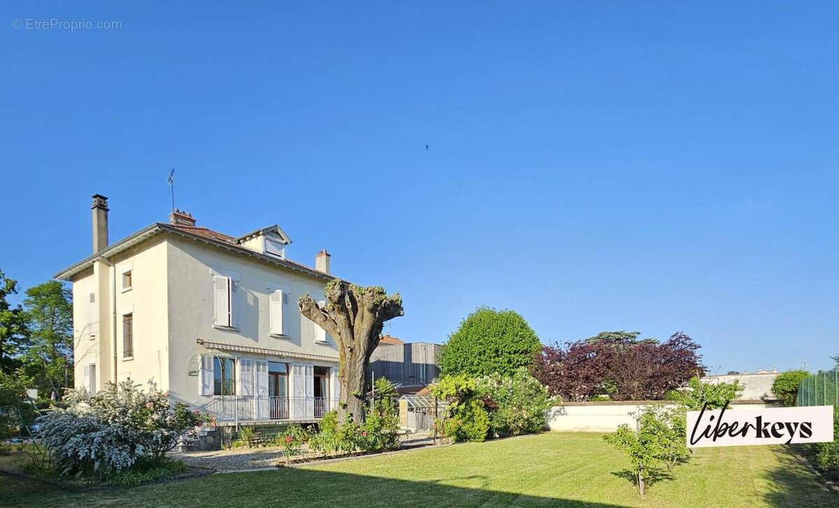Maison à BRIGNAIS