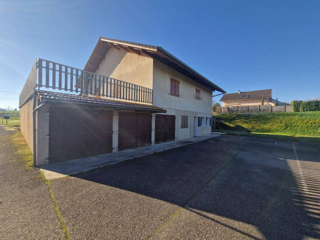 Maison à SALES