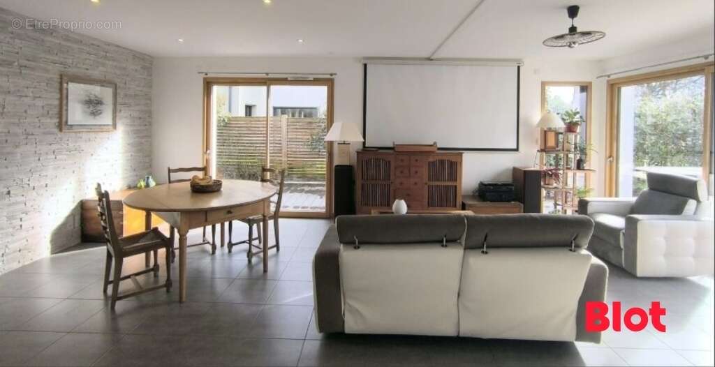 Maison à CHATEAUBOURG