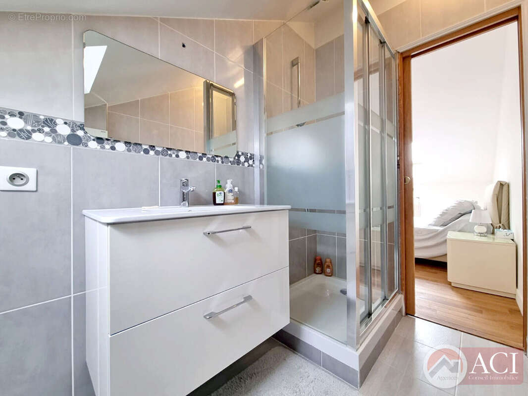 Maison à DEUIL-LA-BARRE