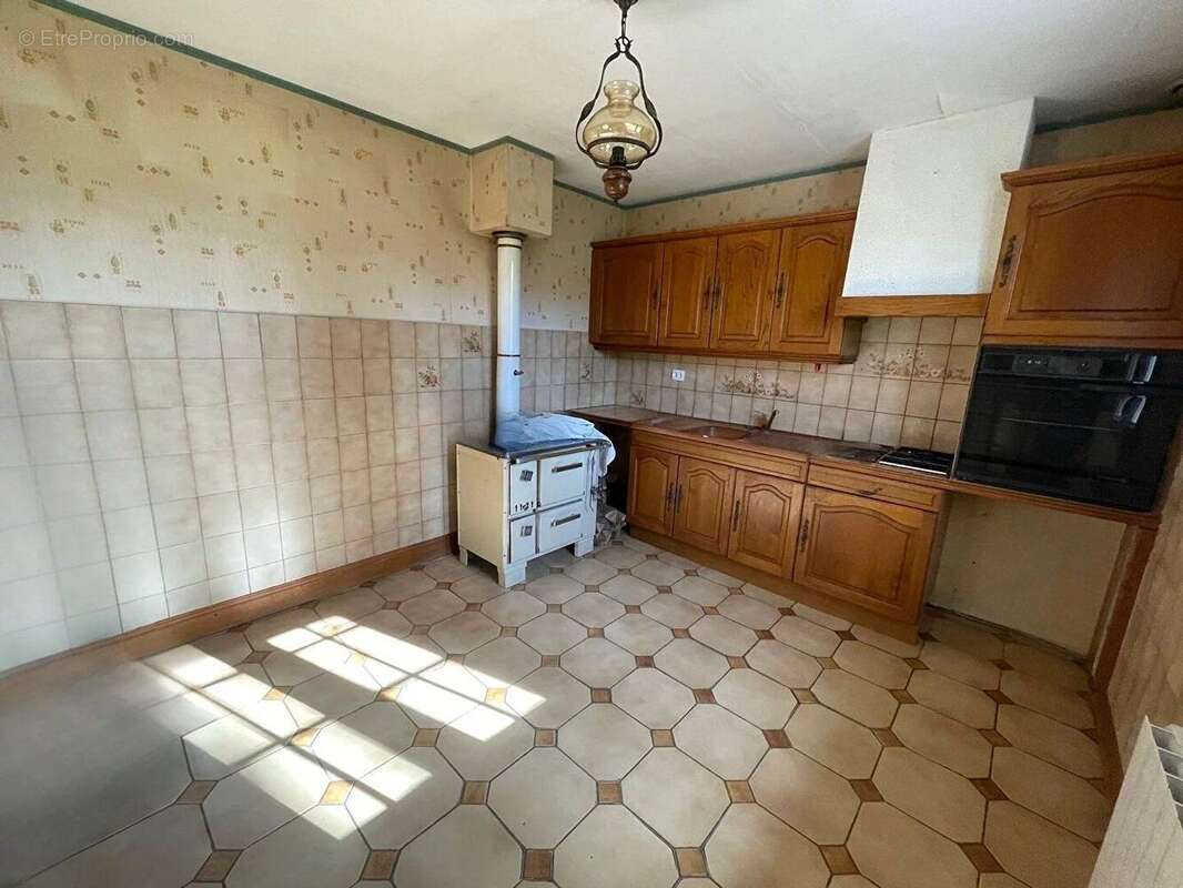 Maison à LA FERTE-SAINT-CYR