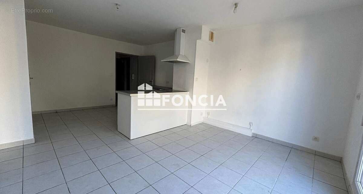 Appartement à LE PONTET