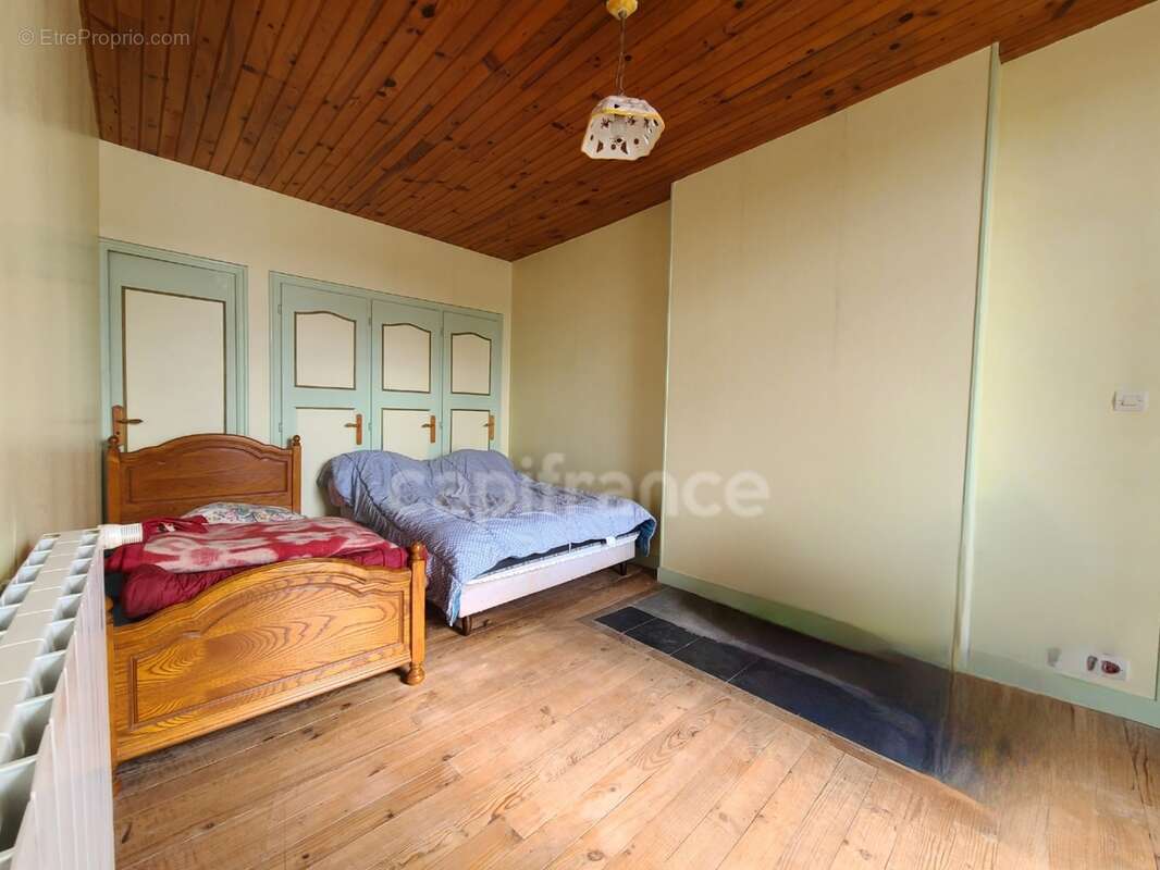 Maison Charentaise 134m² terrain 2612m² et Dépendances - photo 8
