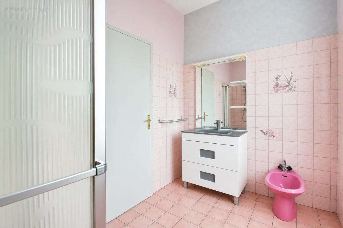 Maison à LA BAZOCHE-GOUET