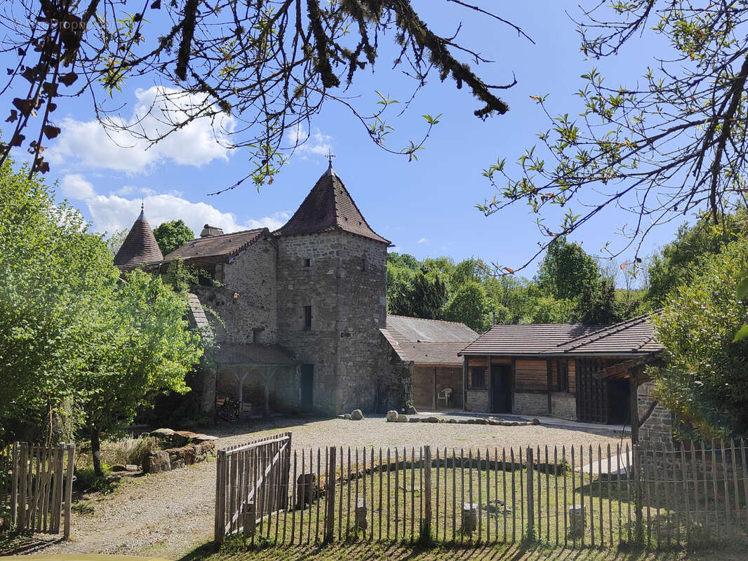 Maison à SAINT-ELOI