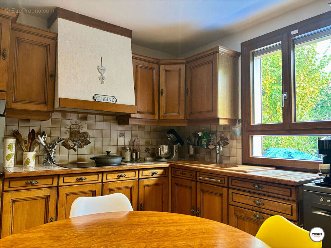 Maison à LES MUREAUX