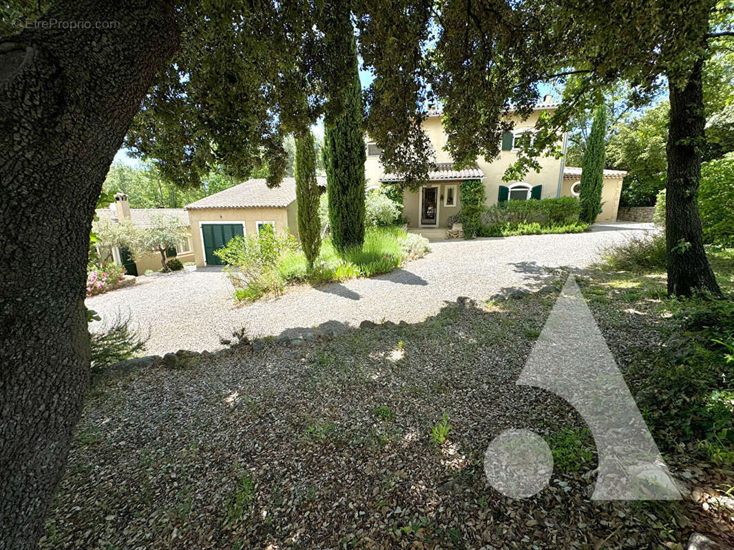 Maison à DRAGUIGNAN