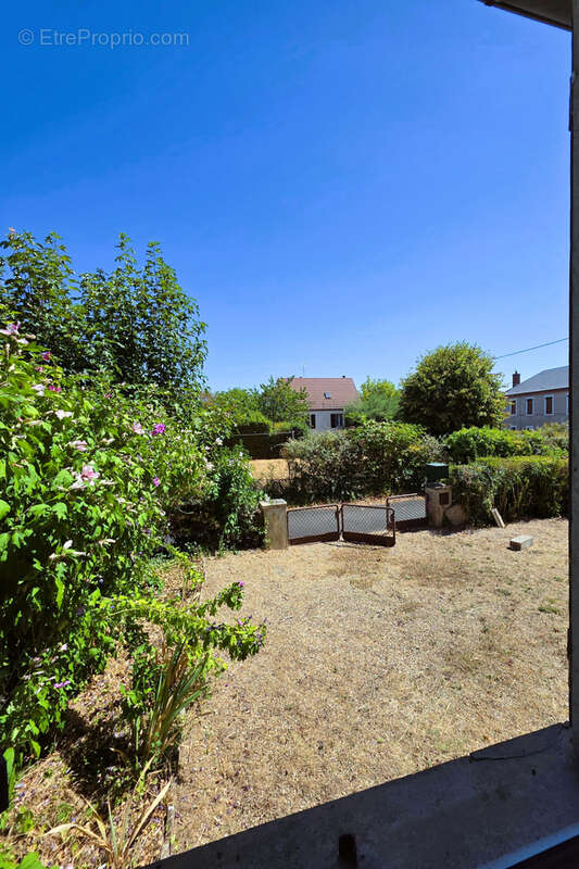 Prix en baisse! maison centre ville avec jardin - photo 20