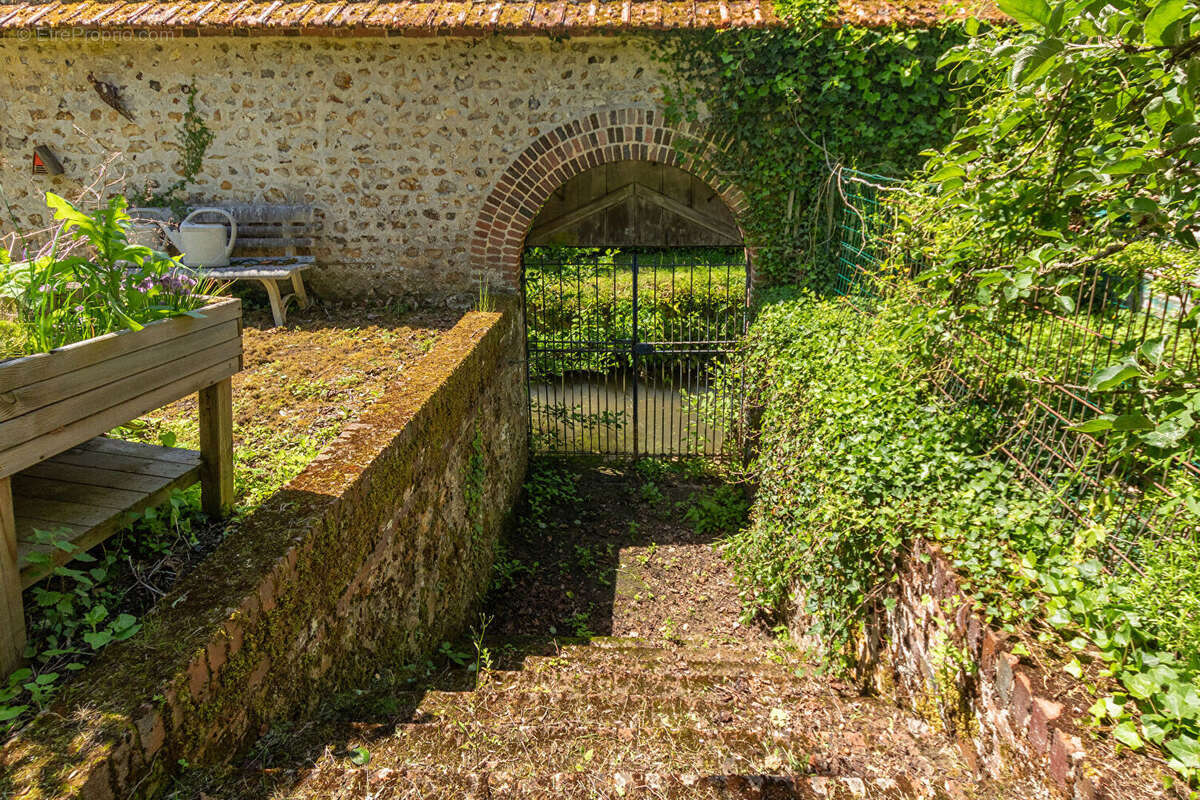 Maison à LA NEUVE-LYRE
