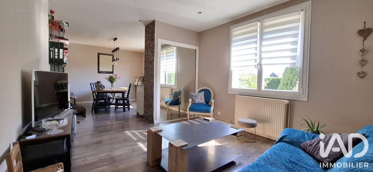 Appartement 56 m² à Tavaux  - photo 1