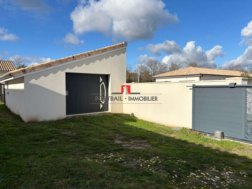 Maison à SAINT-ANDRE-DE-CUBZAC