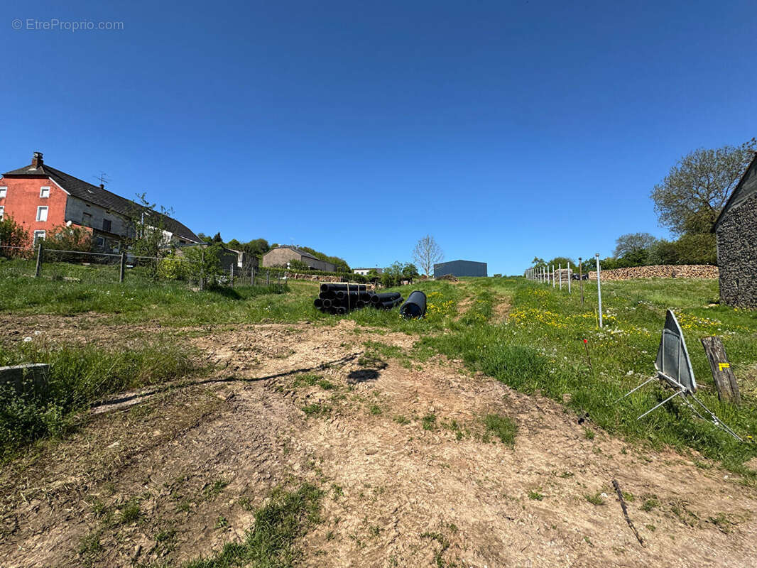 Terrain à MERSCHWEILLER
