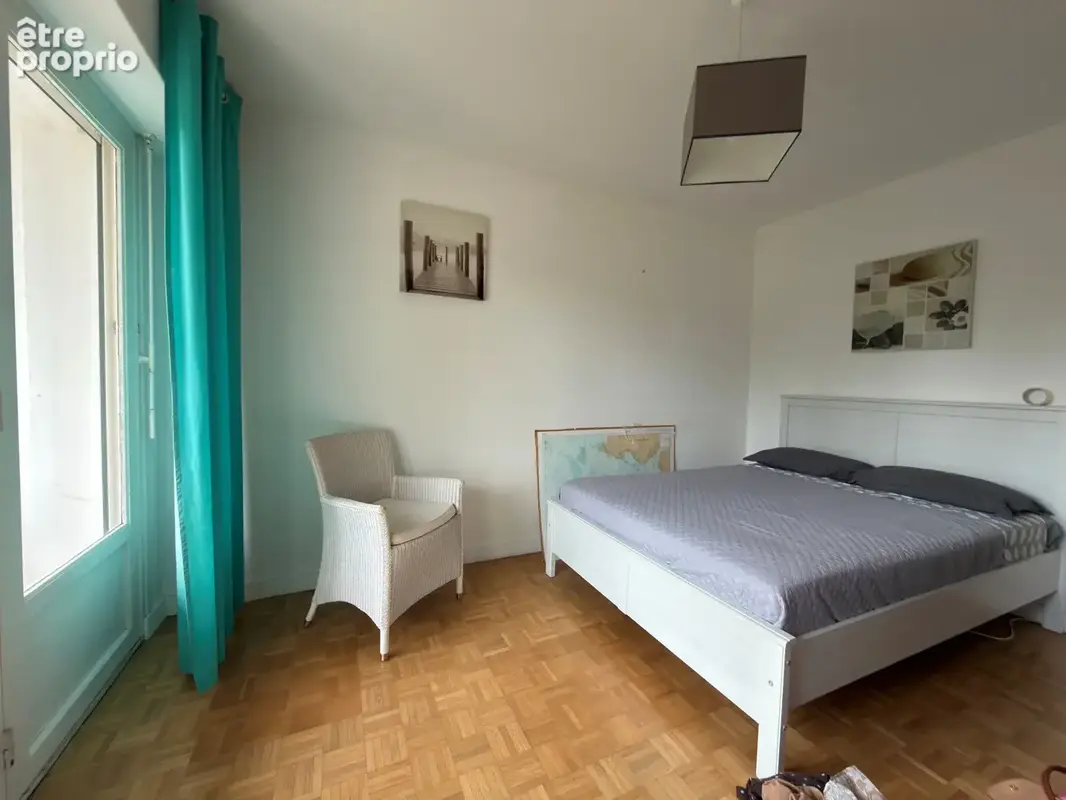 Appartement avec terrasse face mer situé à Sautron - photo 4
