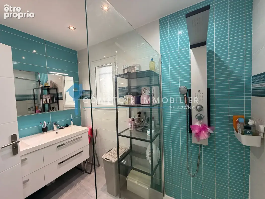 En exclusivité Villa de 2013, 95 m2 sur 164 m2 de terrain , piscine, 3 chambres vue dégagée proche collège - photo 22