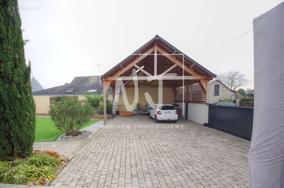 Maison à SAINT-MATHURIN-SUR-LOIRE