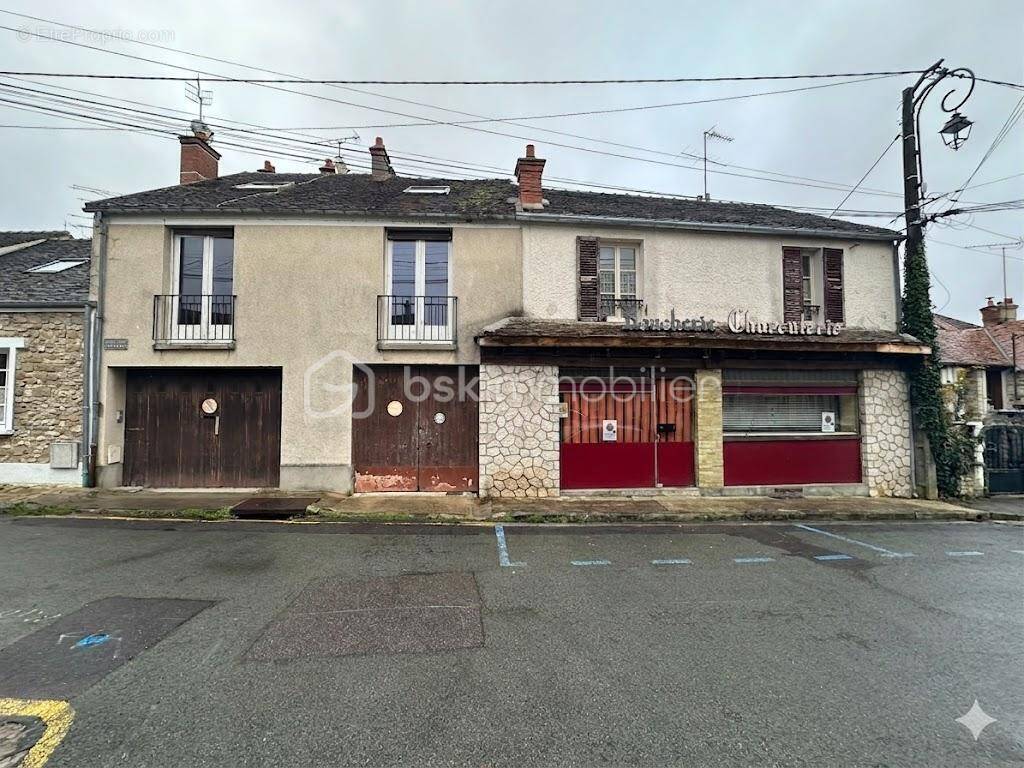Appartement à SAMOIS-SUR-SEINE