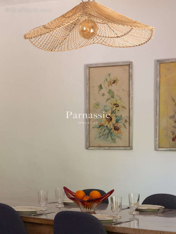 Maison à LA BASTIDE-DES-JOURDANS