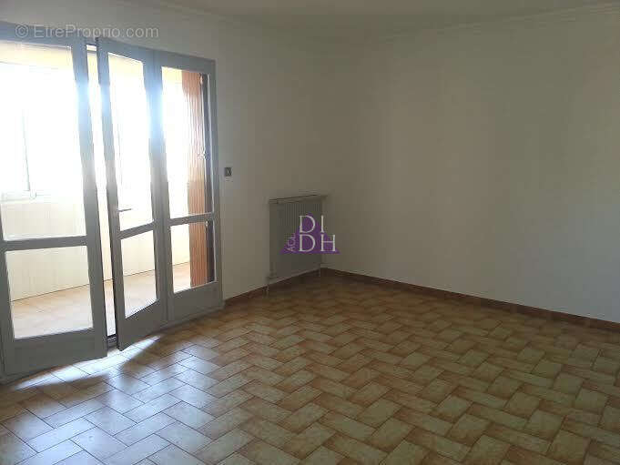 Appartement à HYERES