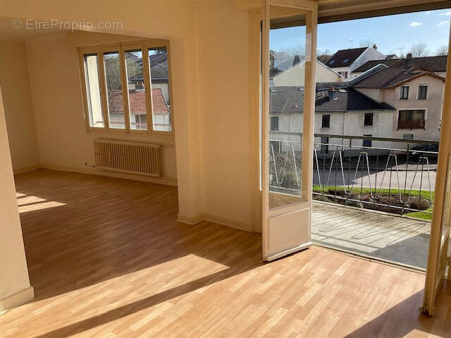 Appartement à VITTEL