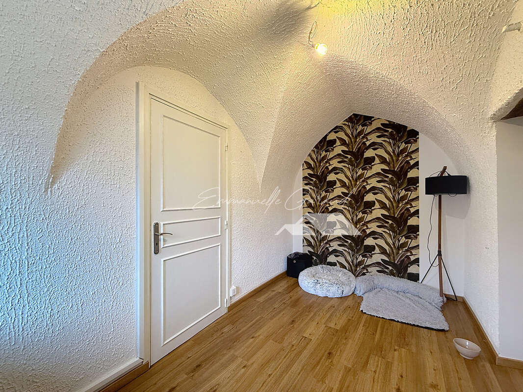Maison à LA CRESSE