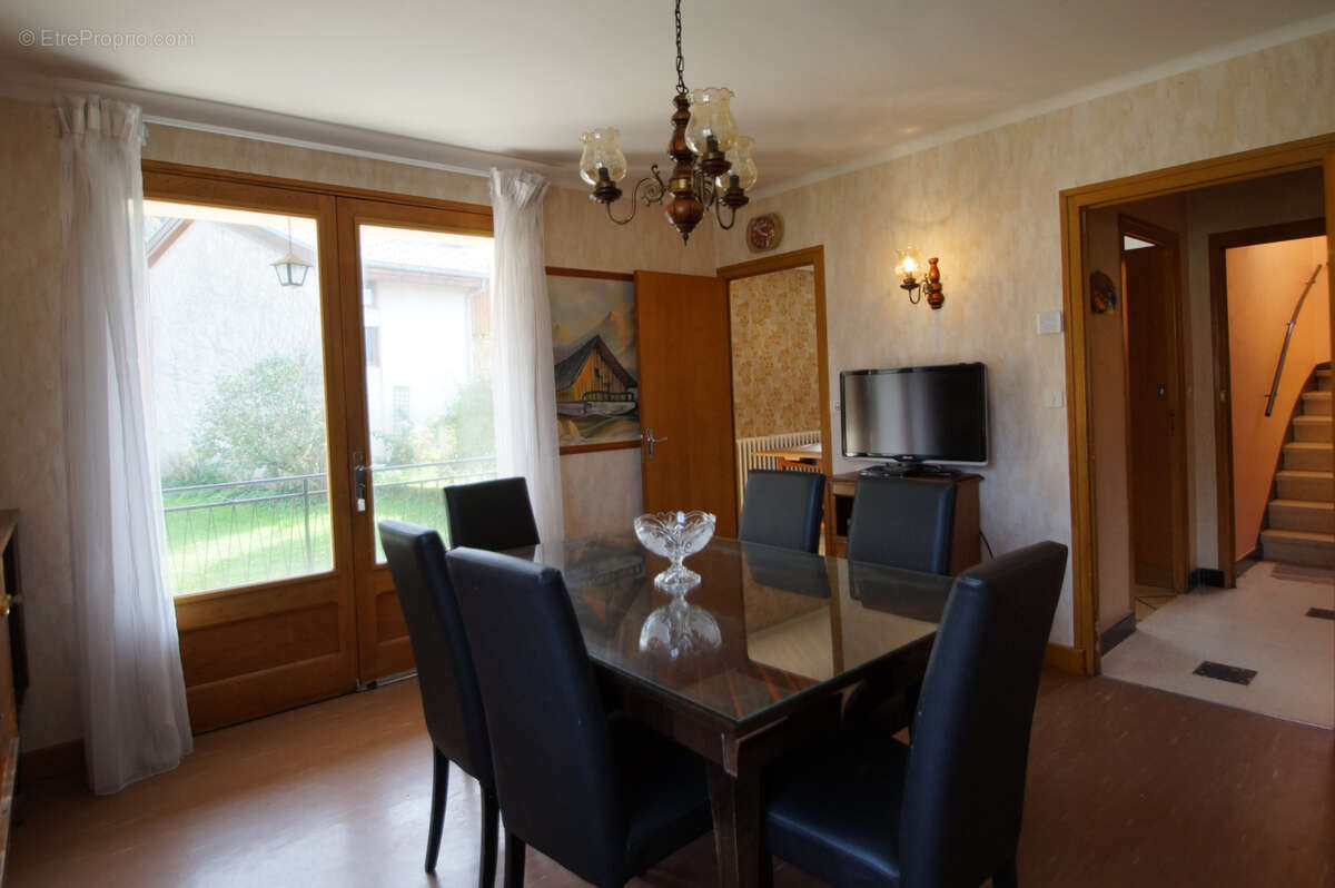 Maison à SAINT-PIERRE-D'ENTREMONT