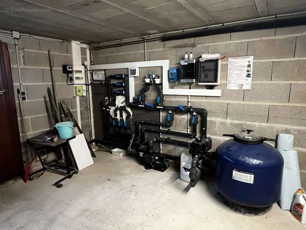 Maison à SAINT-SULPICE-LES-FEUILLES