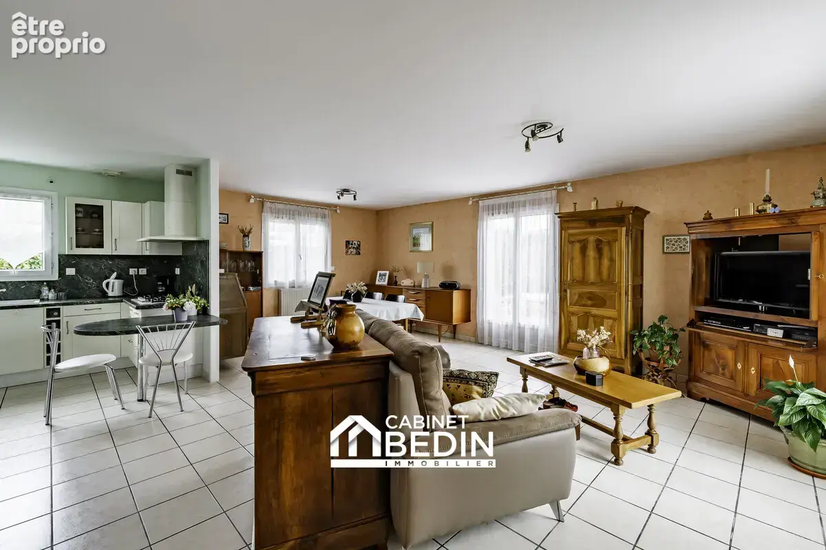 Maison 3 pièces 97 m² à vendre à Saint-Medard-En-Jalles (33160) - photo 2
