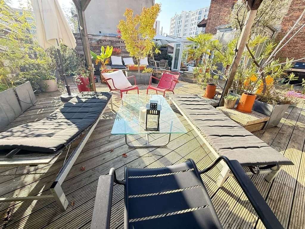 Appartement à PARIS-20E