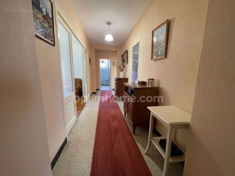 Maison à MAGNAC-LAVAL