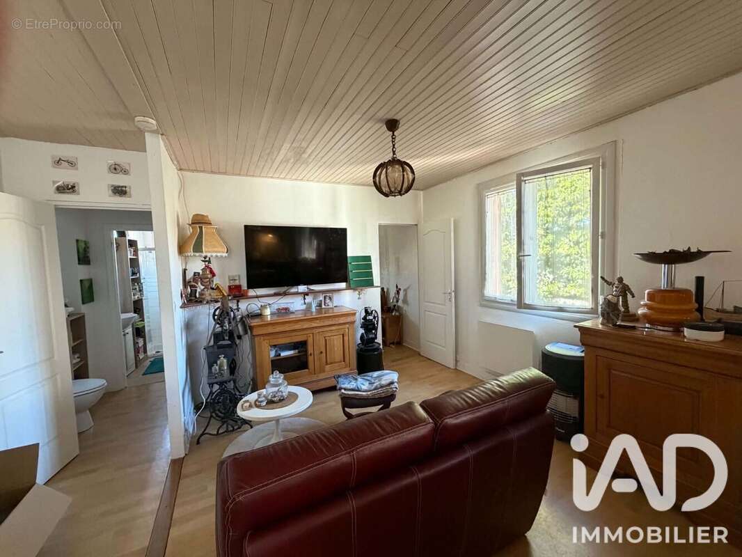 Maison 55 m² à Granges-Sur-Lot  - photo 2