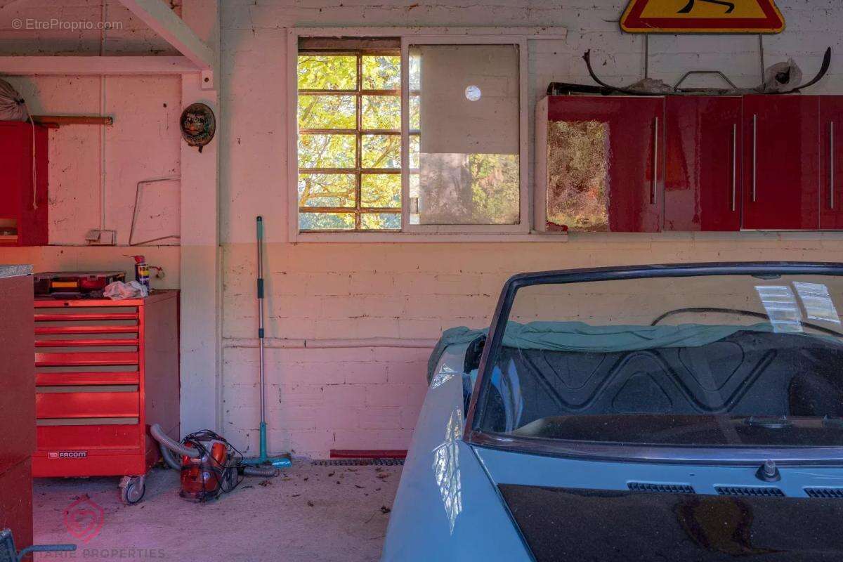 Maison à LABRUGUIERE