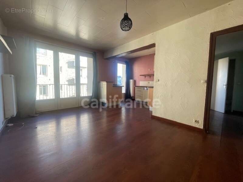 Appartement à BRIVE-LA-GAILLARDE